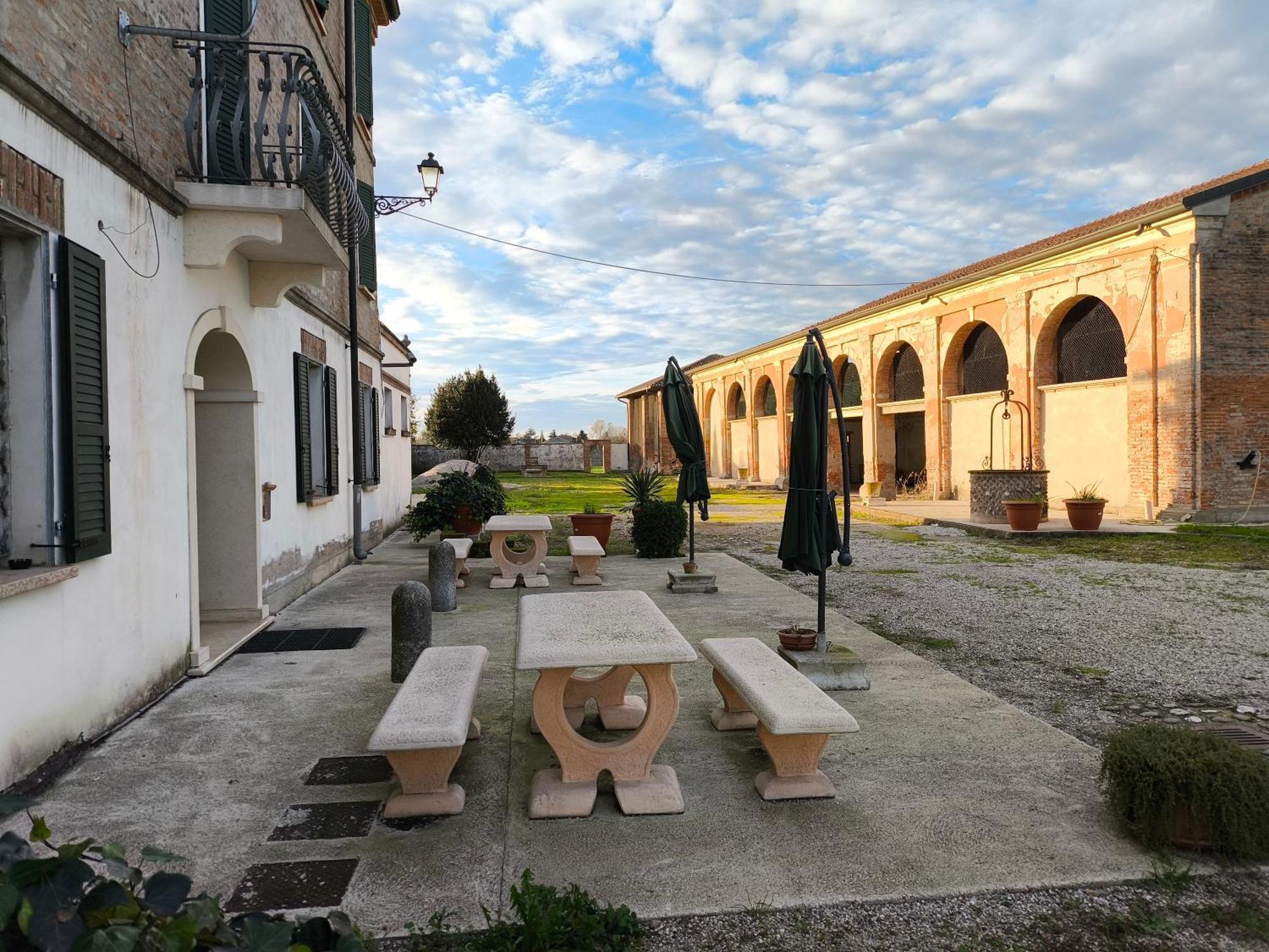 Volivia Relais Bed & Breakfast Pegognaga Bagian luar foto