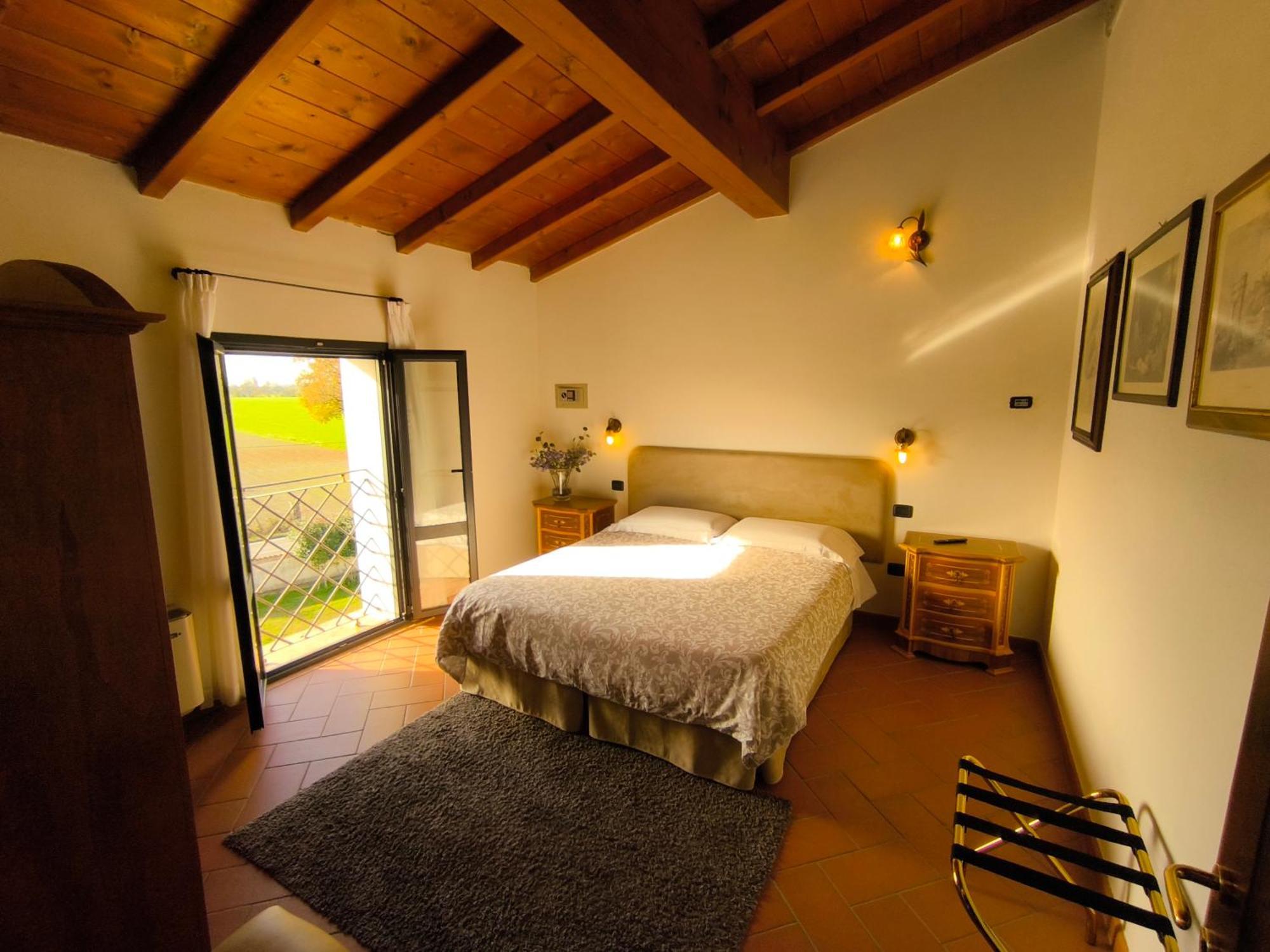 Volivia Relais Bed & Breakfast Pegognaga Bagian luar foto